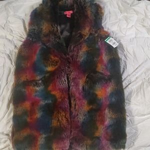 Betsy Johnson faux fur vest!